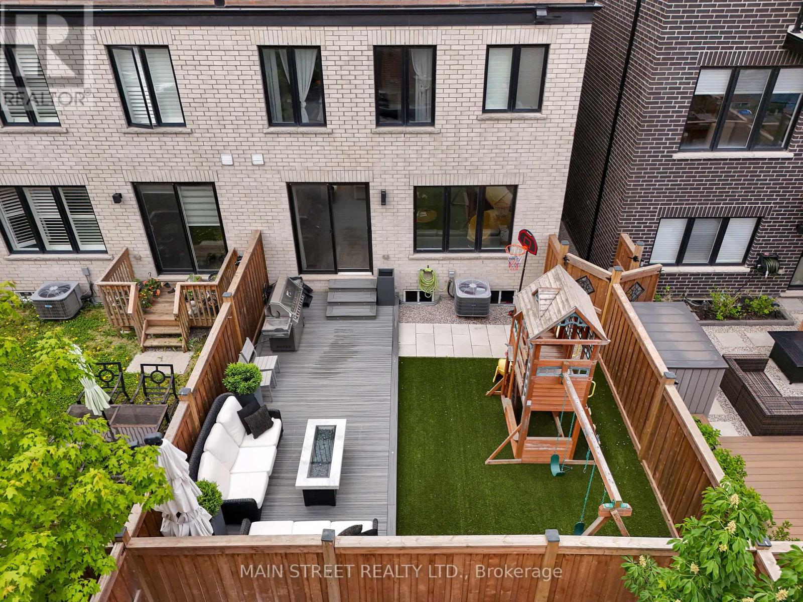 6 Vaudeville Drive, Toronto, Ontario M8W 0B5 - Photo 45 - W12960146