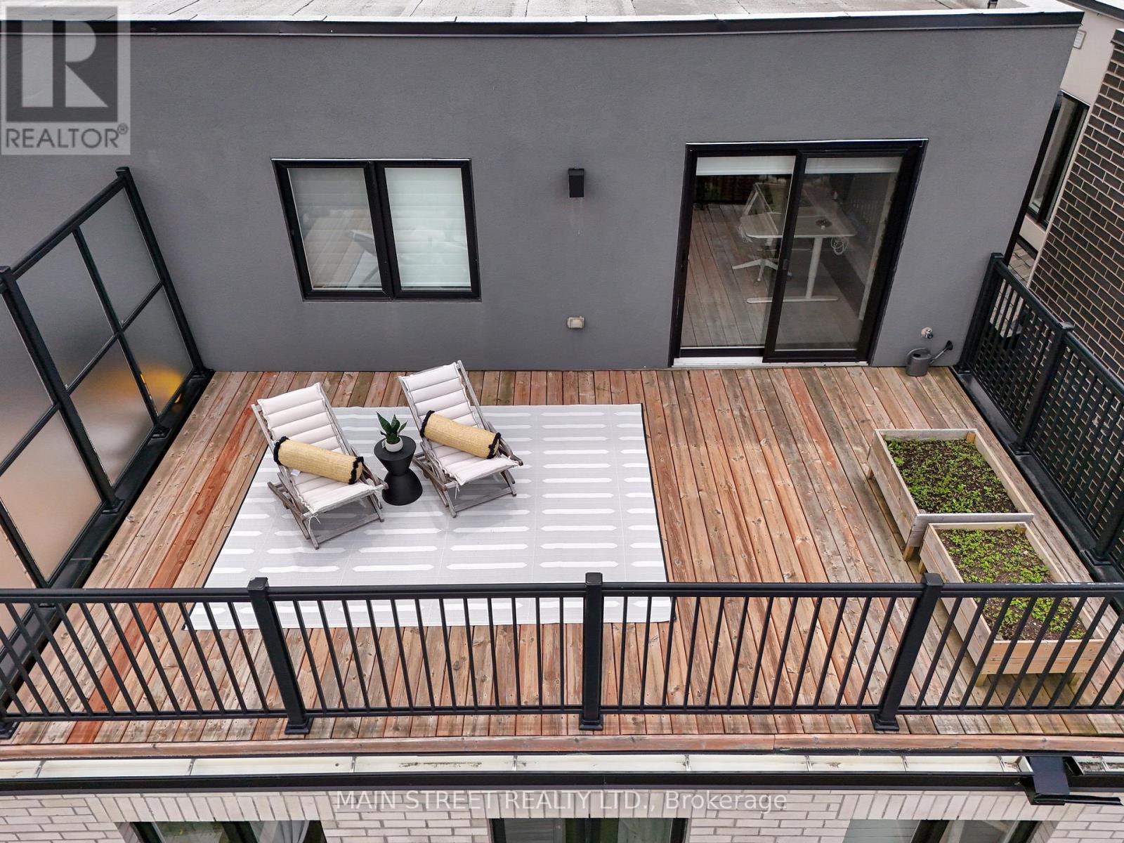 6 Vaudeville Drive, Toronto, Ontario M8W 0B5 - Photo 46 - W12960146