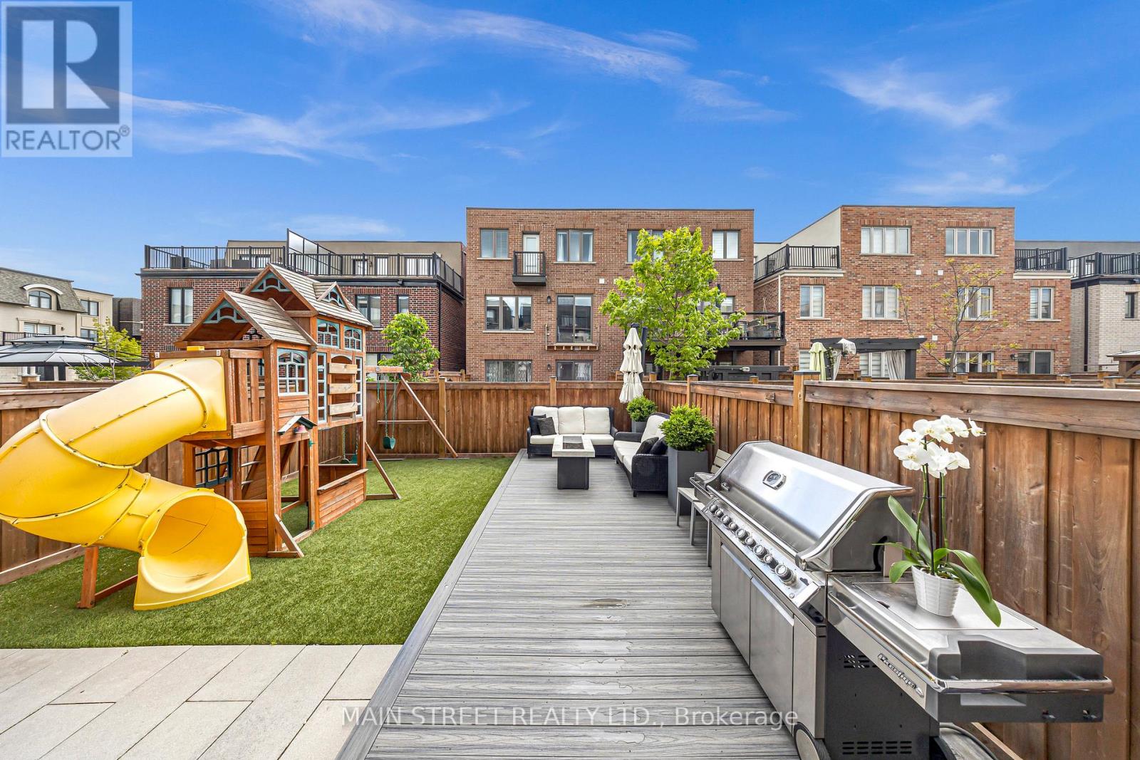 6 Vaudeville Drive, Toronto, Ontario M8W 0B5 - Photo 5 - W12960146