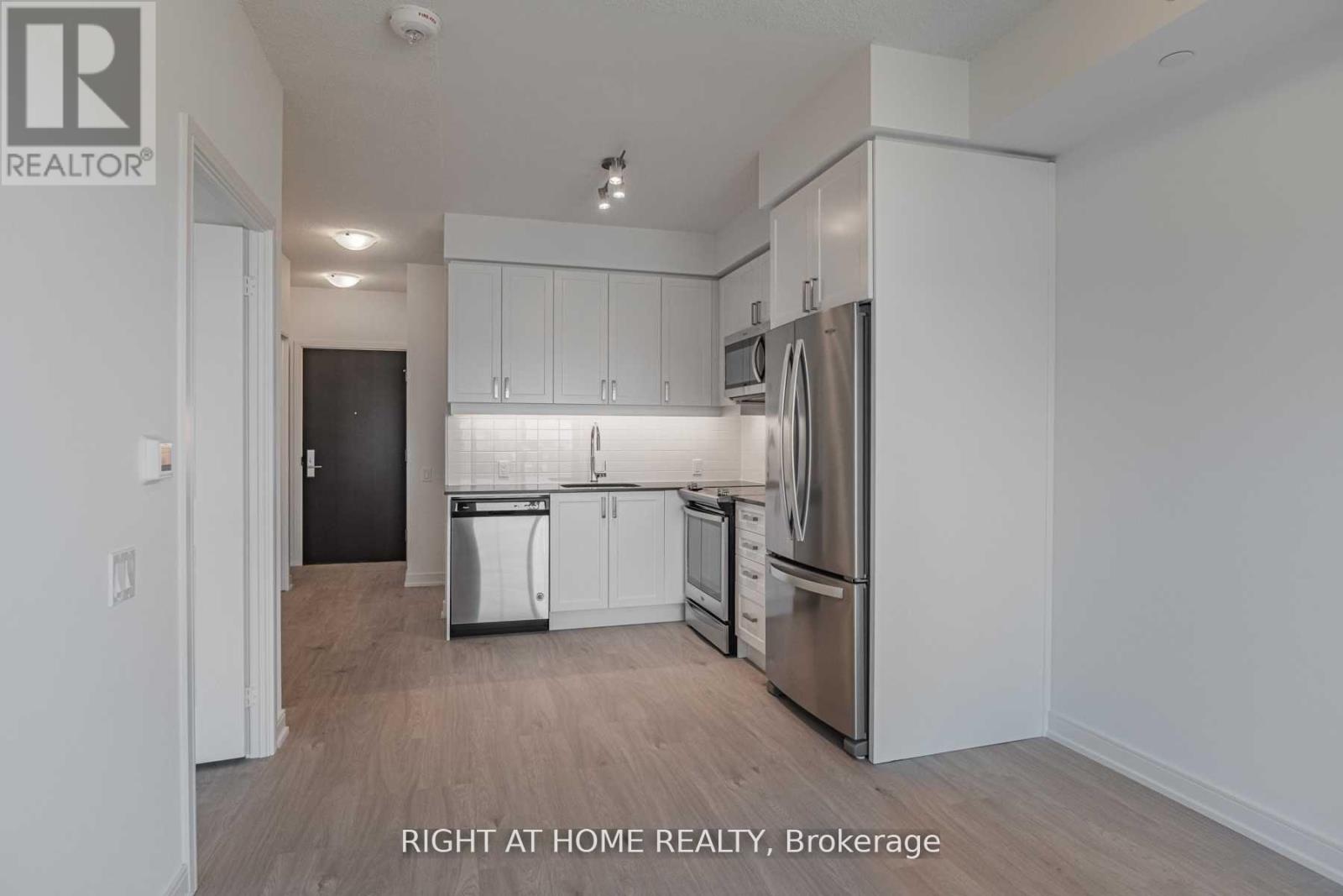 2918 - 8 Nahani Way, Mississauga, Ontario  L4Z 4J8 - Photo 6 - W12960152