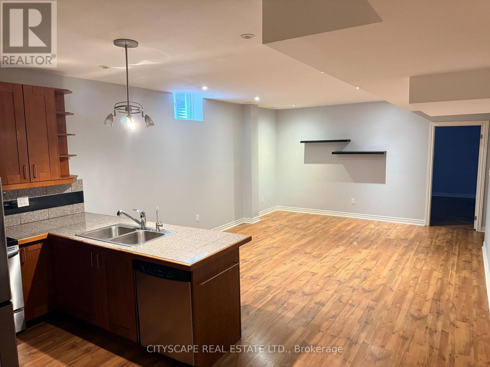 1210 Christie Circle, Milton, Ontario  L9T 6V5 - Photo 2 - W12960178