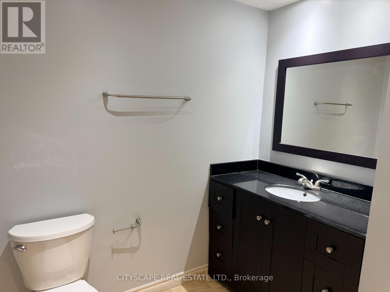 1210 Christie Circle, Milton, Ontario  L9T 6V5 - Photo 8 - W12960178