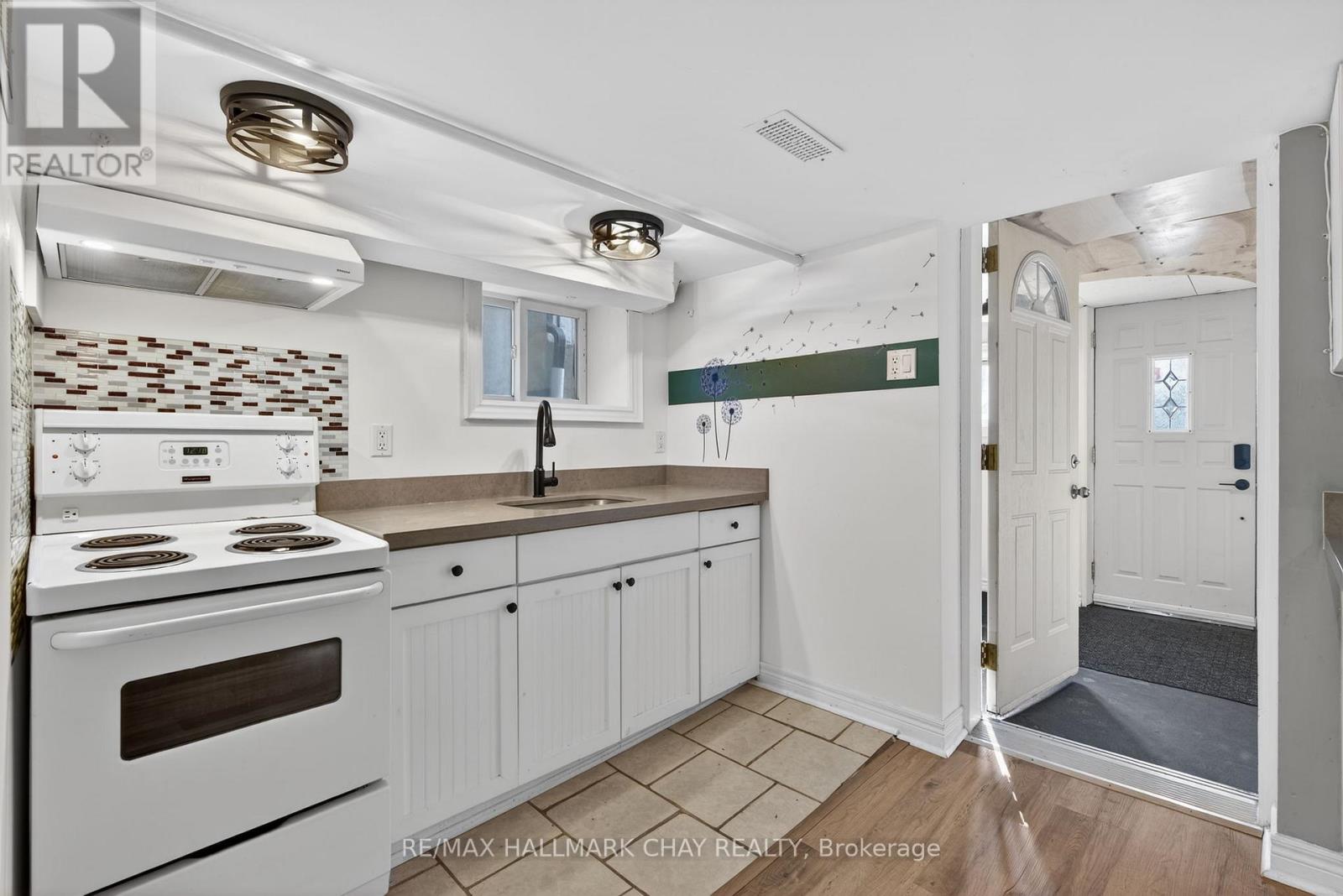 Lower - 45 Caledonia Road, Toronto, Ontario  M6E 4S3 - Photo 6 - W12960198