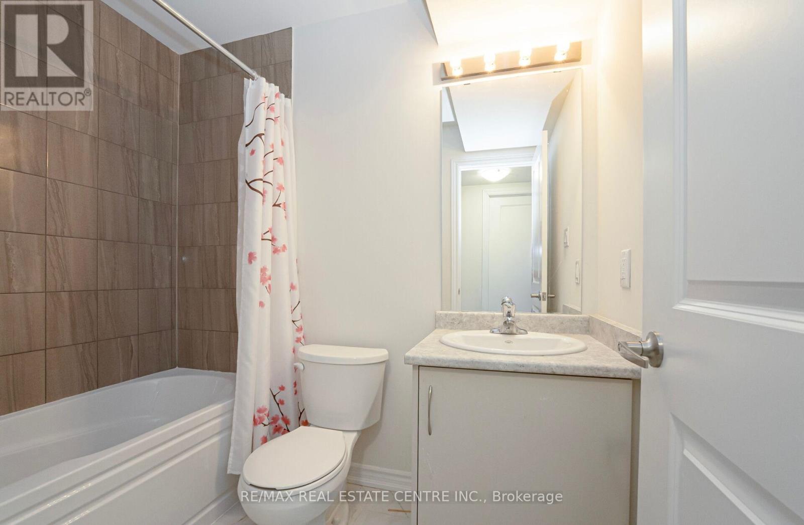 43 - 45 Knotsberry Circle, Brampton, Ontario  L6Y 6G1 - Photo 31 - W12960202