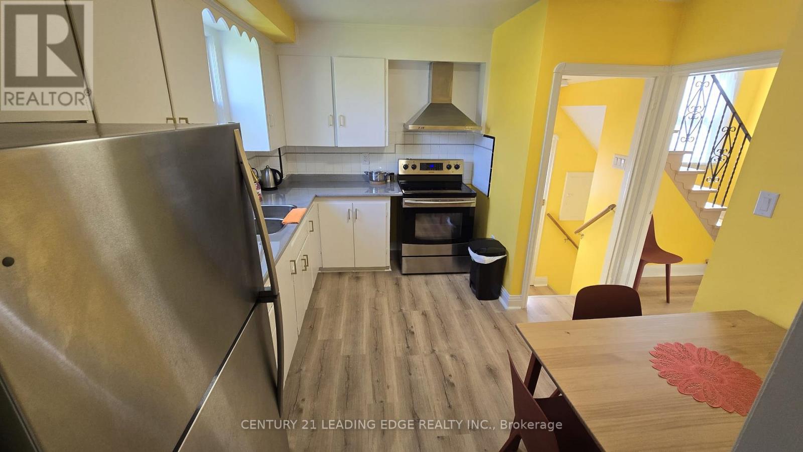 70 Westdale Drive, Toronto, Ontario  M3K 1A6 - Photo 3 - W12960218