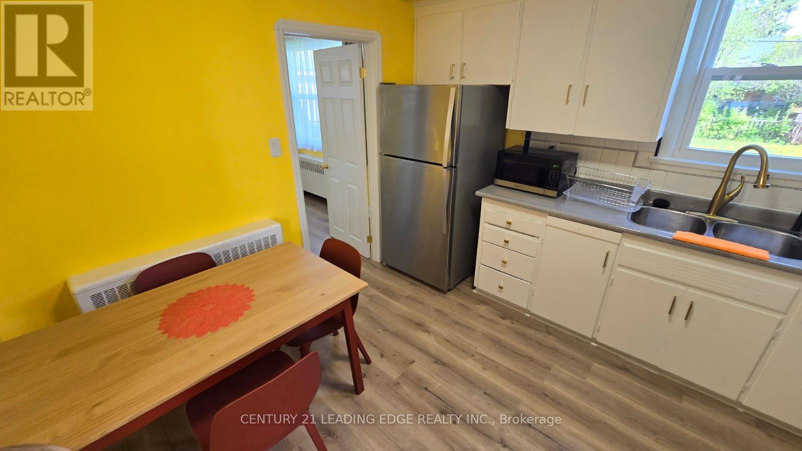 70 Westdale Drive, Toronto, Ontario  M3K 1A6 - Photo 4 - W12960218