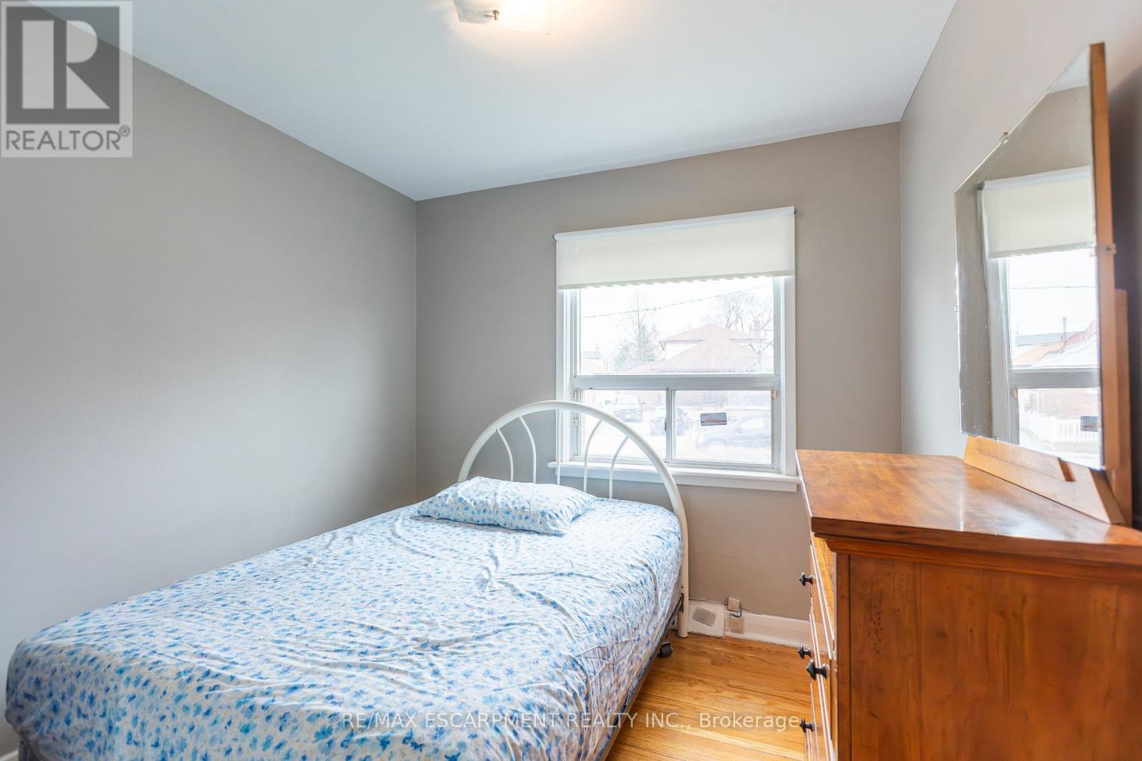 1 Snaresbrook Drive, Toronto, Ontario  M9W 2N5 - Photo 14 - W12960240