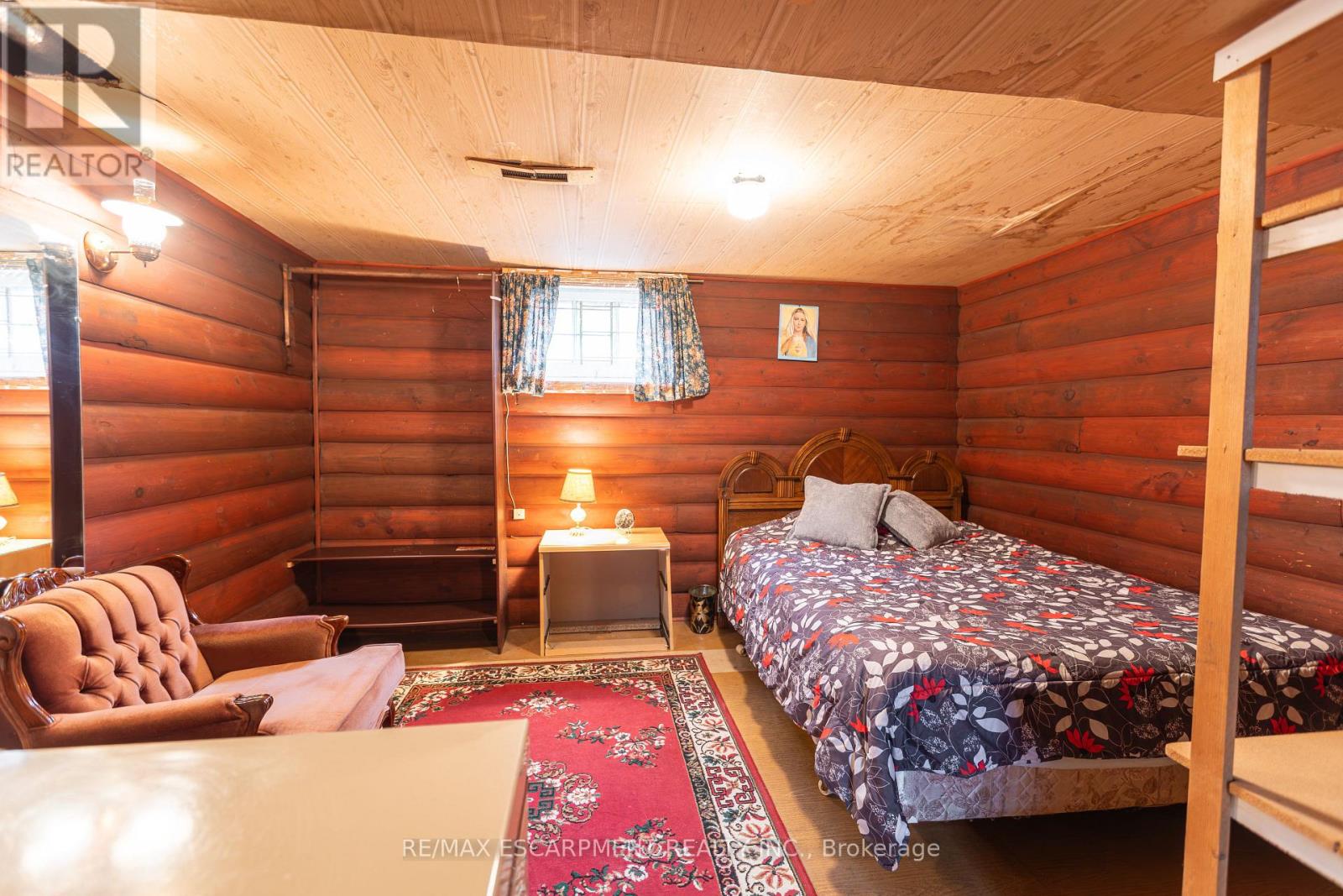 1 Snaresbrook Drive, Toronto, Ontario  M9W 2N5 - Photo 41 - W12960240