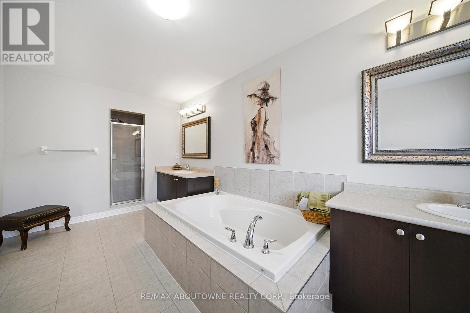 884 Stoutt Crescent, Milton, Ontario  L9T 7R1 - Photo 34 - W12960242