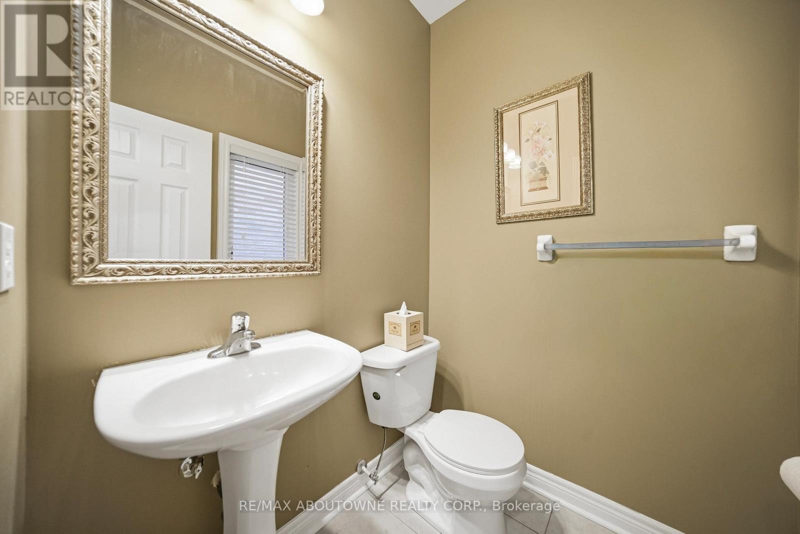 884 Stoutt Crescent, Milton, Ontario  L9T 7R1 - Photo 36 - W12960242