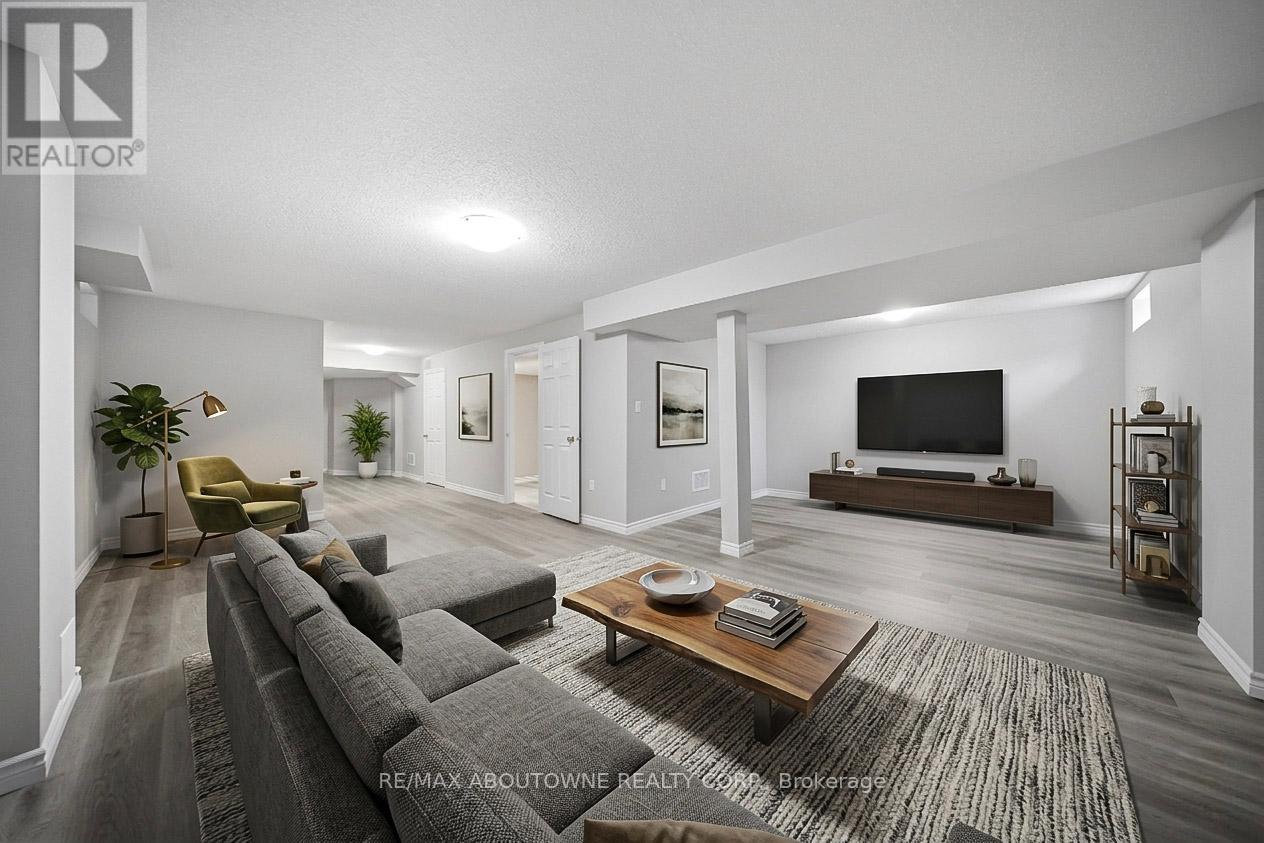 884 Stoutt Crescent, Milton, Ontario  L9T 7R1 - Photo 42 - W12960242