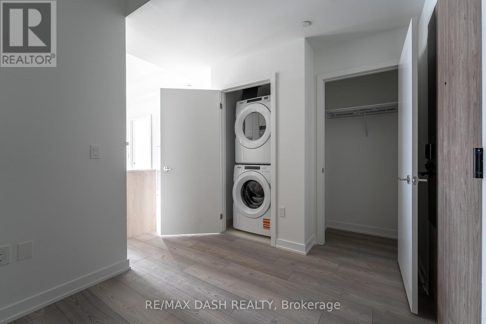 1304 - 1007 The Queensway Avenue, Toronto, Ontario  M8Z 0H4 - Photo 11 - W12960272