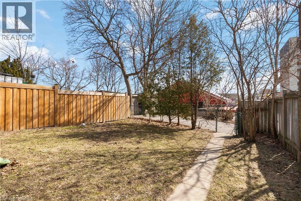 63 Lyons Avenue, Brantford, Ontario  N3R 4R2 - Photo 23 - 40813773