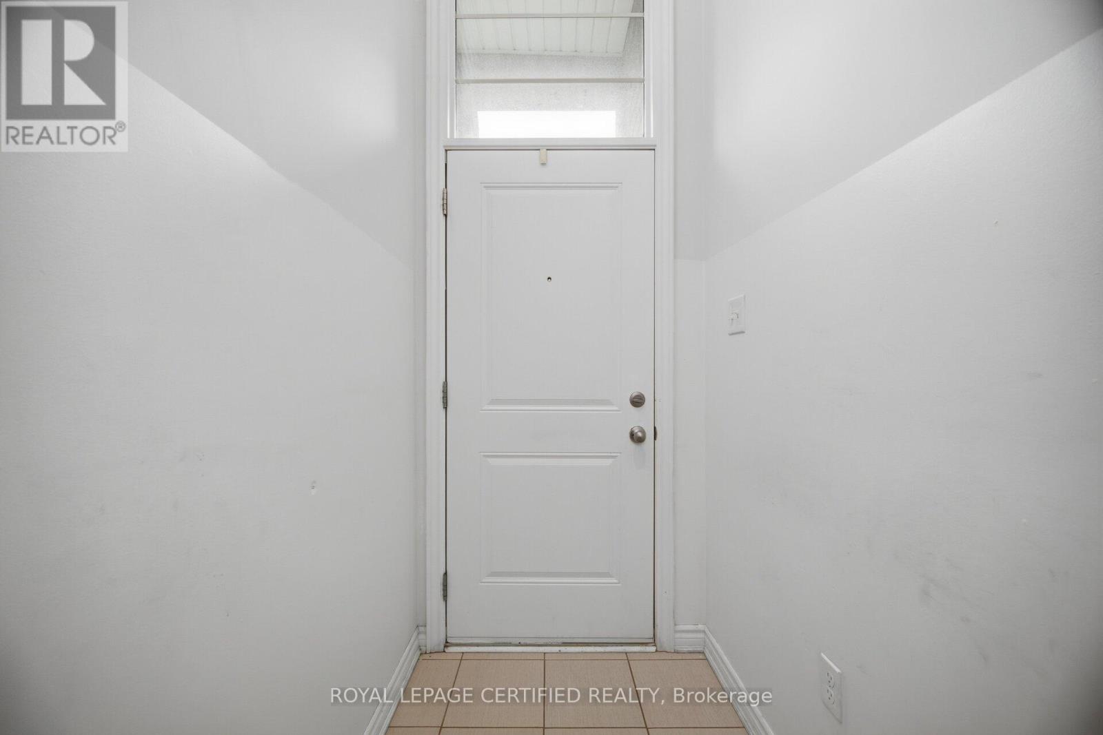 22 - 383 Dundas Street E, Hamilton (Waterdown), Ontario  L8B 1X6 - Photo 3 - X12960118