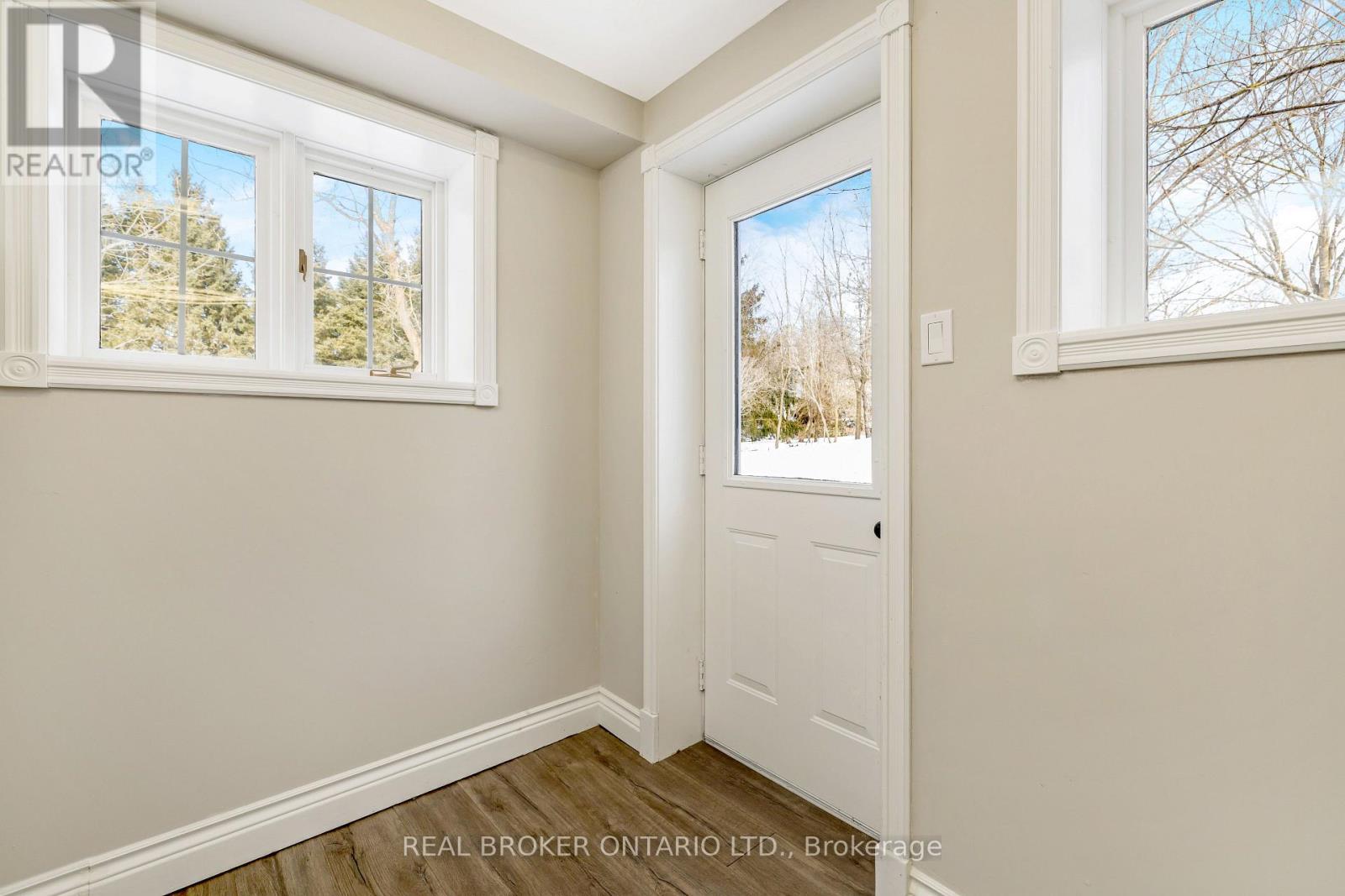 6827 Second Line, Centre Wellington, Ontario  N1M 2W4 - Photo 33 - X12960154