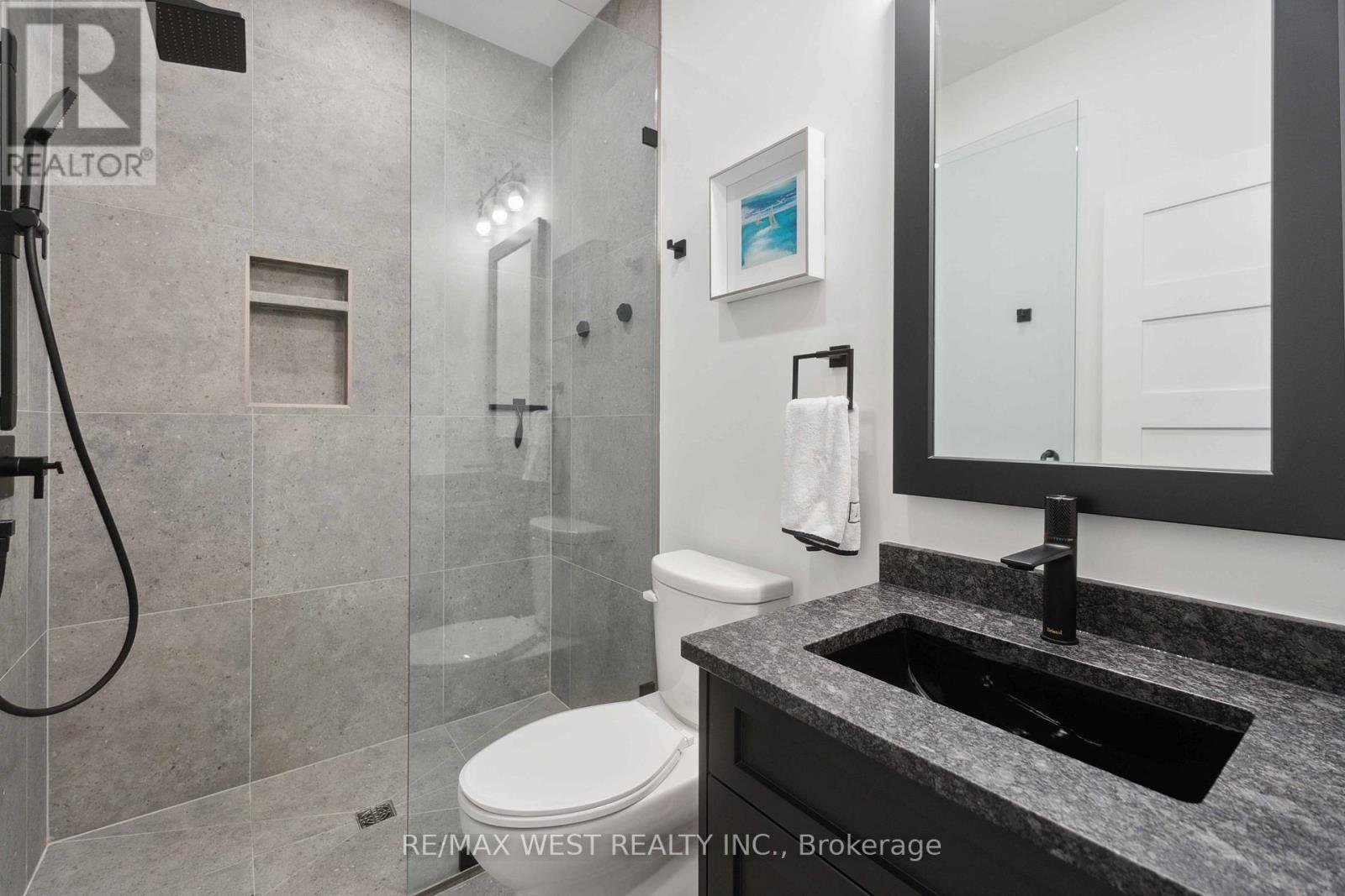 14 Charlotte Court, Welland, Ontario  L3C 1P5 - Photo 27 - X12960170