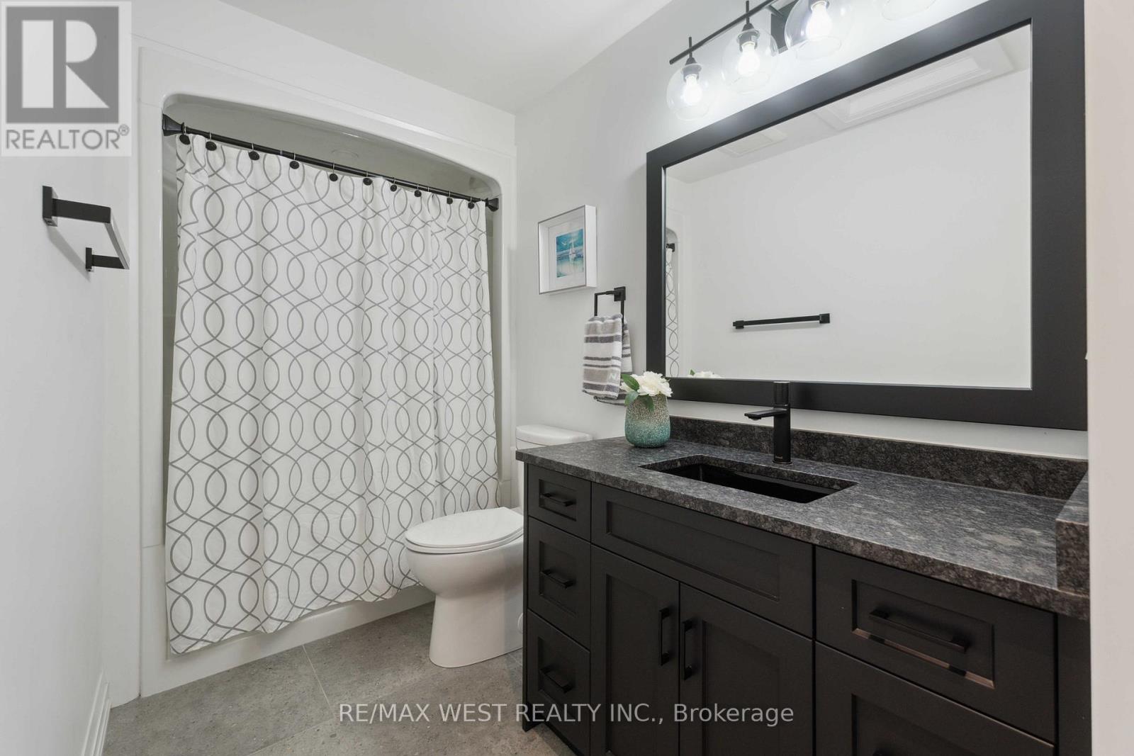 14 Charlotte Court, Welland, Ontario  L3C 1P5 - Photo 28 - X12960170