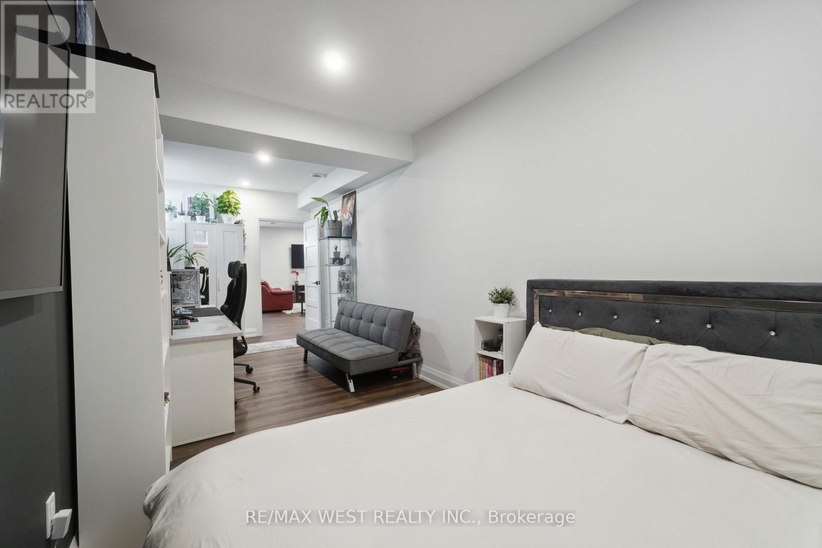 14 Charlotte Court, Welland, Ontario  L3C 1P5 - Photo 33 - X12960170