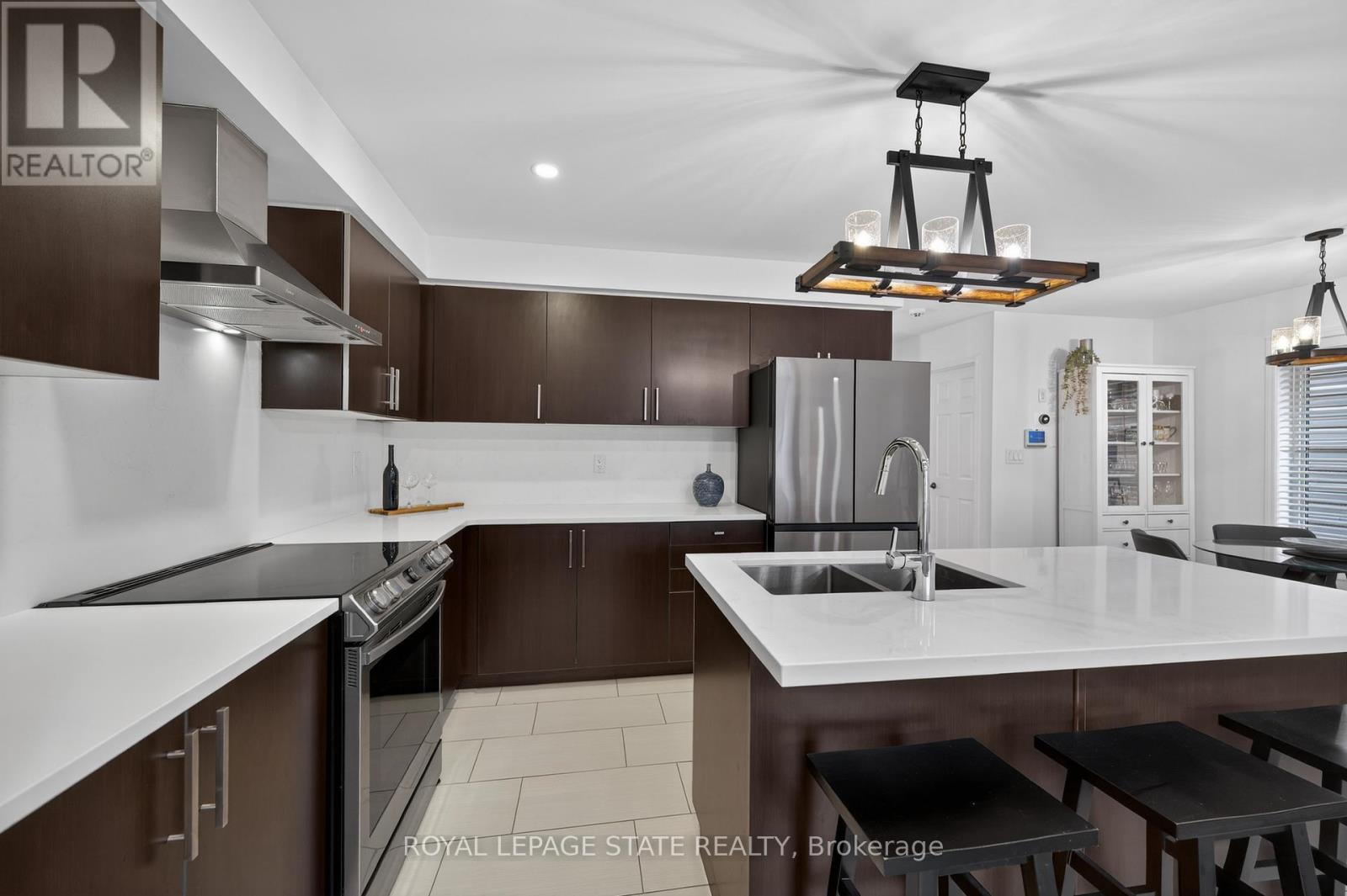 30 Patterson Drive, Haldimand, Ontario  N3W 0B8 - Photo 12 - X12960182