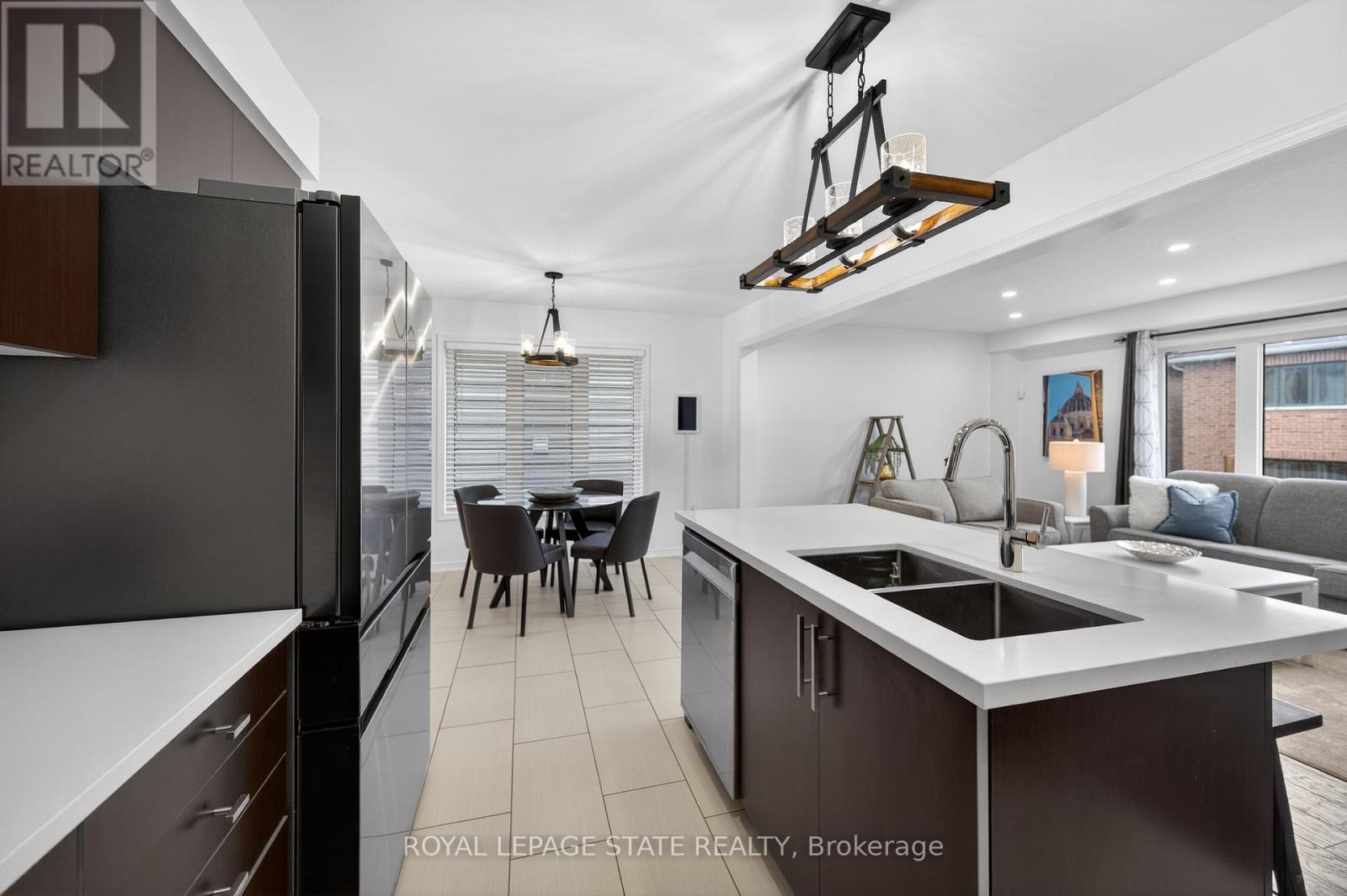 30 Patterson Drive, Haldimand, Ontario  N3W 0B8 - Photo 13 - X12960182