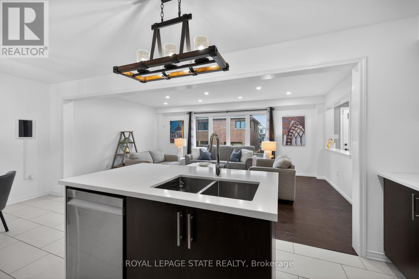 30 Patterson Drive, Haldimand, Ontario  N3W 0B8 - Photo 14 - X12960182