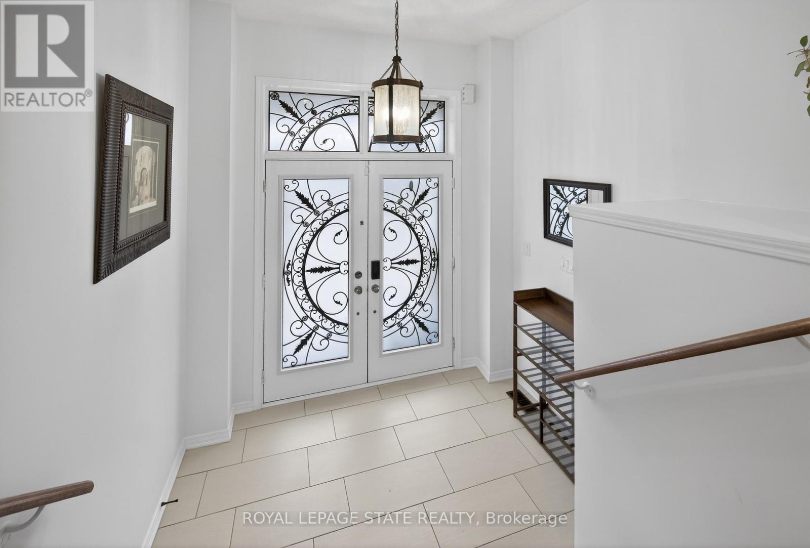 30 Patterson Drive, Haldimand, Ontario  N3W 0B8 - Photo 4 - X12960182