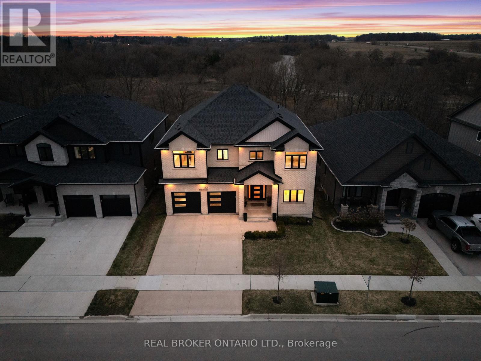 39 Mill Race Crescent, Woolwich, Ontario  N0B 2N0 - Photo 2 - X12960194