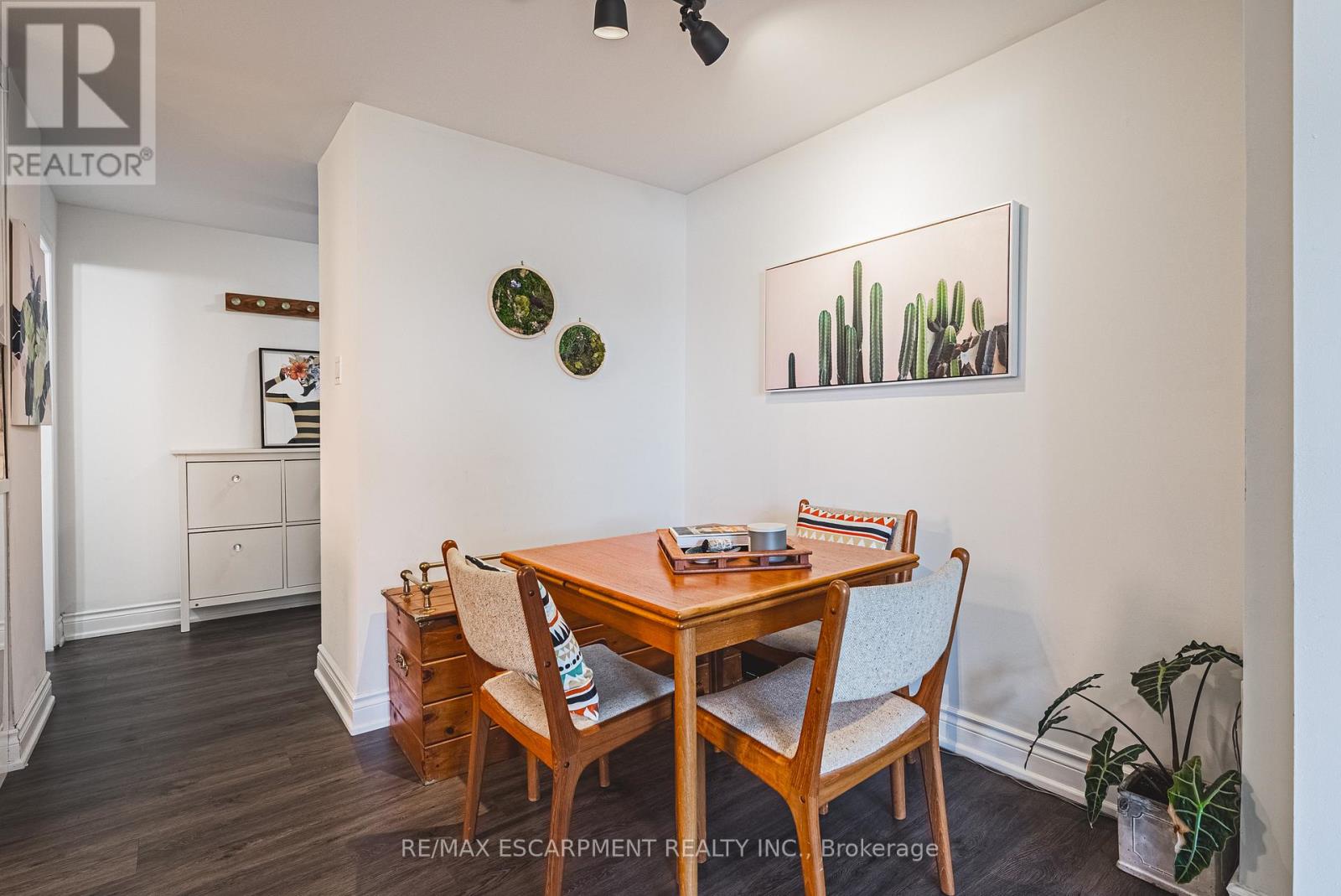 208 - 836 Concession Street, Hamilton, Ontario  L8V 1E2 - Photo 12 - X12960204