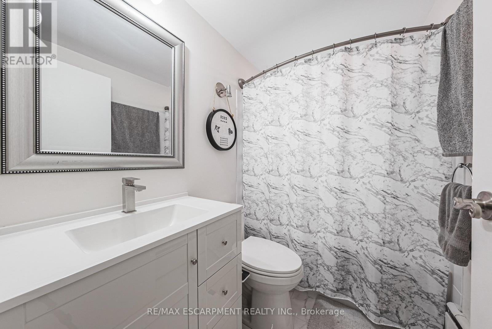 208 - 836 Concession Street, Hamilton, Ontario  L8V 1E2 - Photo 17 - X12960204