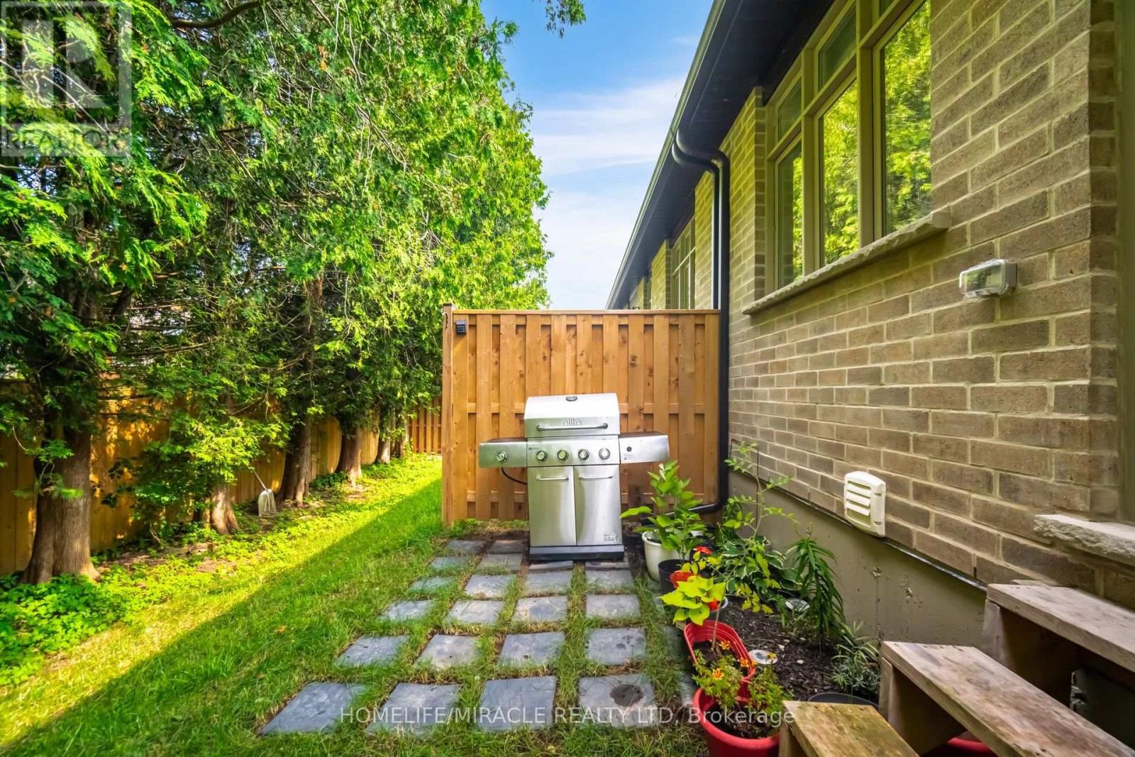 9 - 44 Main Street, East Zorra-Tavistock, Ontario  N0J 1M0 - Photo 31 - X12960210