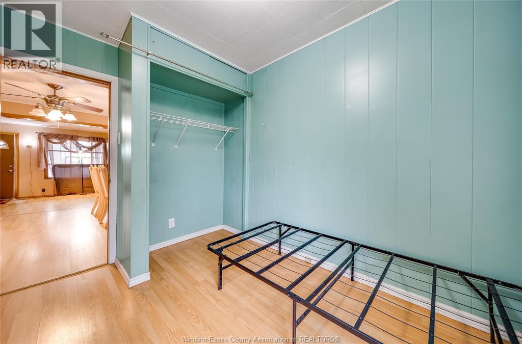 879 Felix, Windsor, Ontario  N9C 3L1 - Photo 23 - 26007015