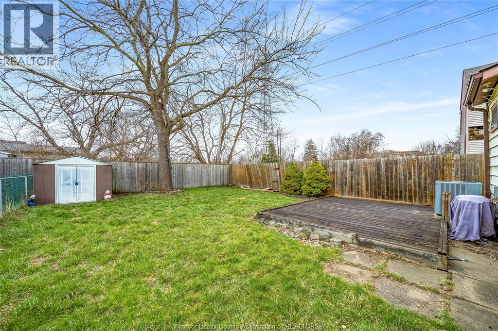 879 Felix, Windsor, Ontario  N9C 3L1 - Photo 35 - 26007015