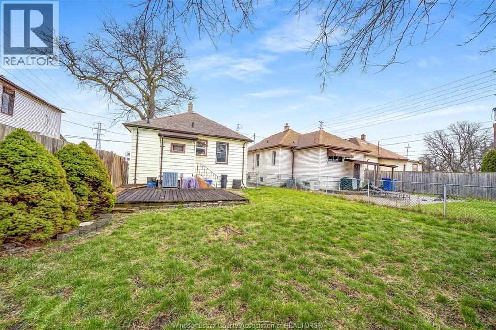 879 Felix, Windsor, Ontario  N9C 3L1 - Photo 37 - 26007015