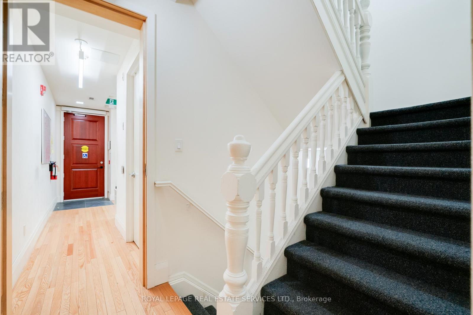 54 1/2 St Patrick Street, Toronto, Ontario  M5T 1V1 - Photo 17 - C12909320