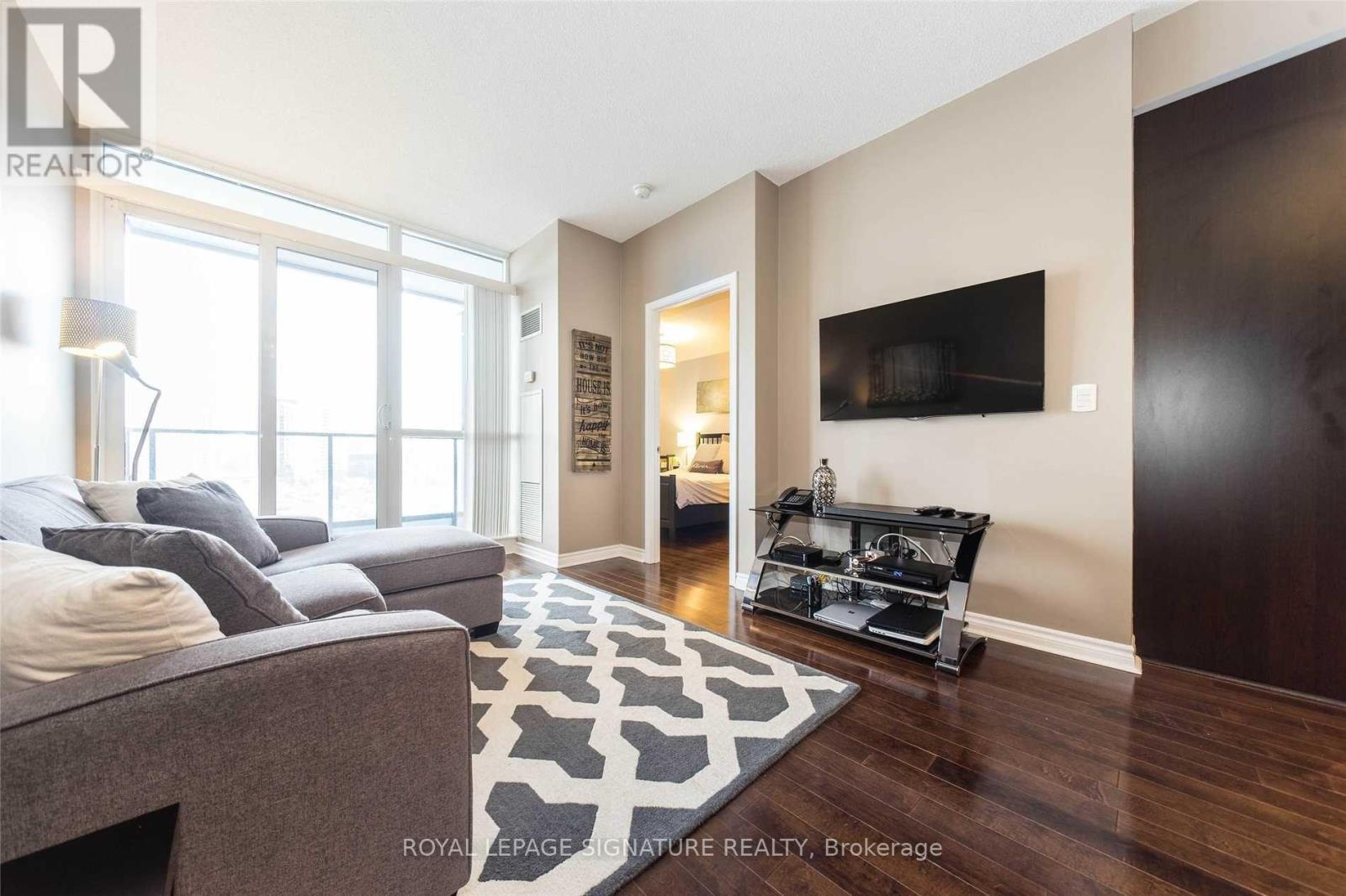 536 - 2885 Bayview Avenue, Toronto, Ontario  M2K 0A3 - Photo 2 - C12960180