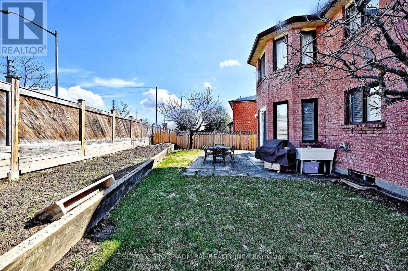 45 Royal Garden Boulevard, Vaughan, Ontario L4L 7C4 - Photo 39 - N12936806