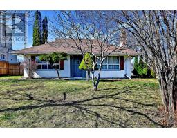 58 HARLOW CRESCENT, Toronto, Ontario