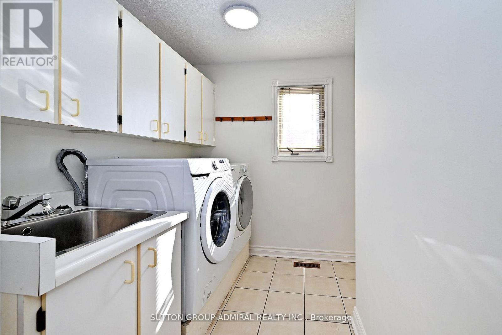 45 Royal Garden Boulevard, Vaughan, Ontario  L4L 7C4 - Photo 25 - N12936806