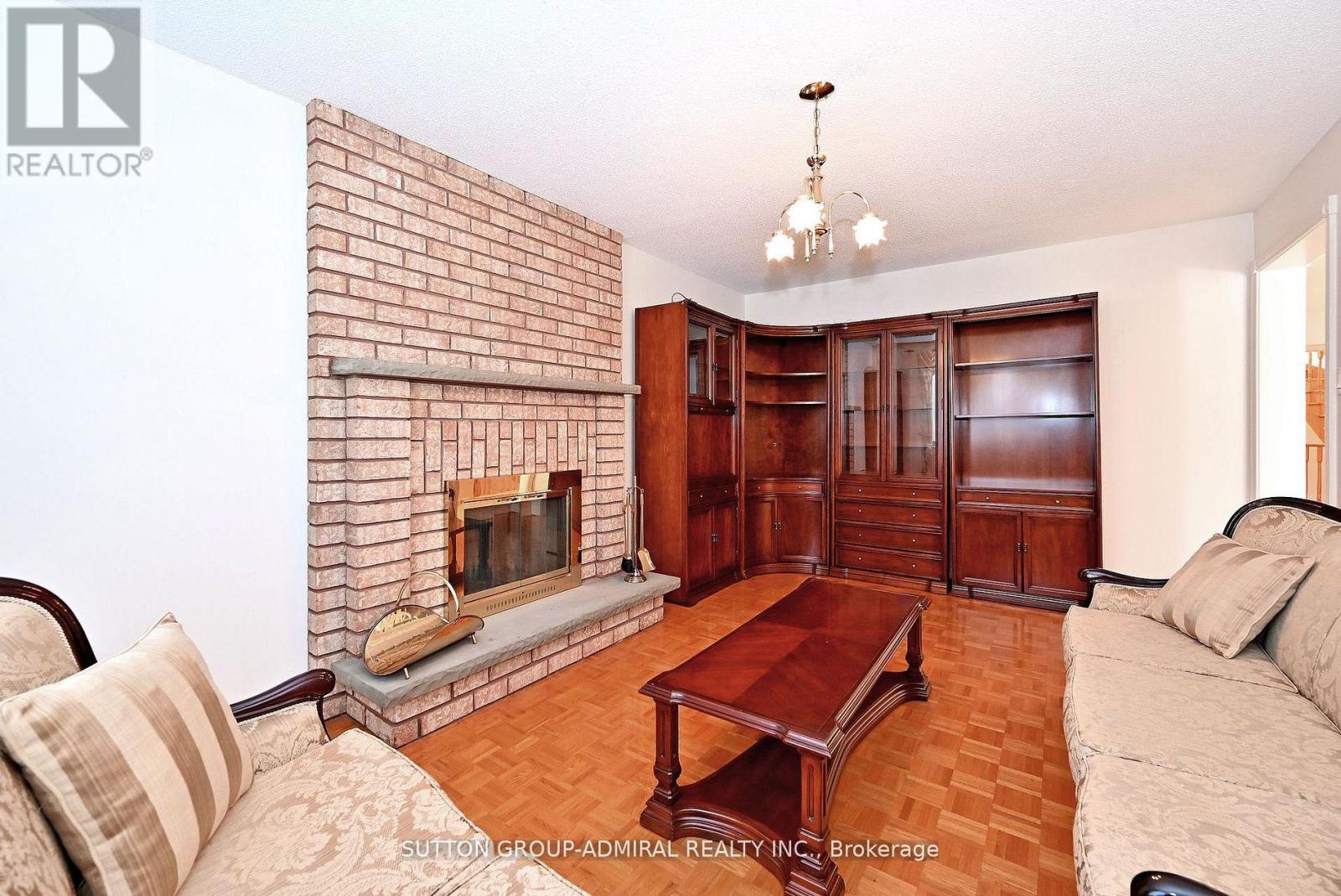 45 Royal Garden Boulevard, Vaughan, Ontario  L4L 7C4 - Photo 23 - N12936806