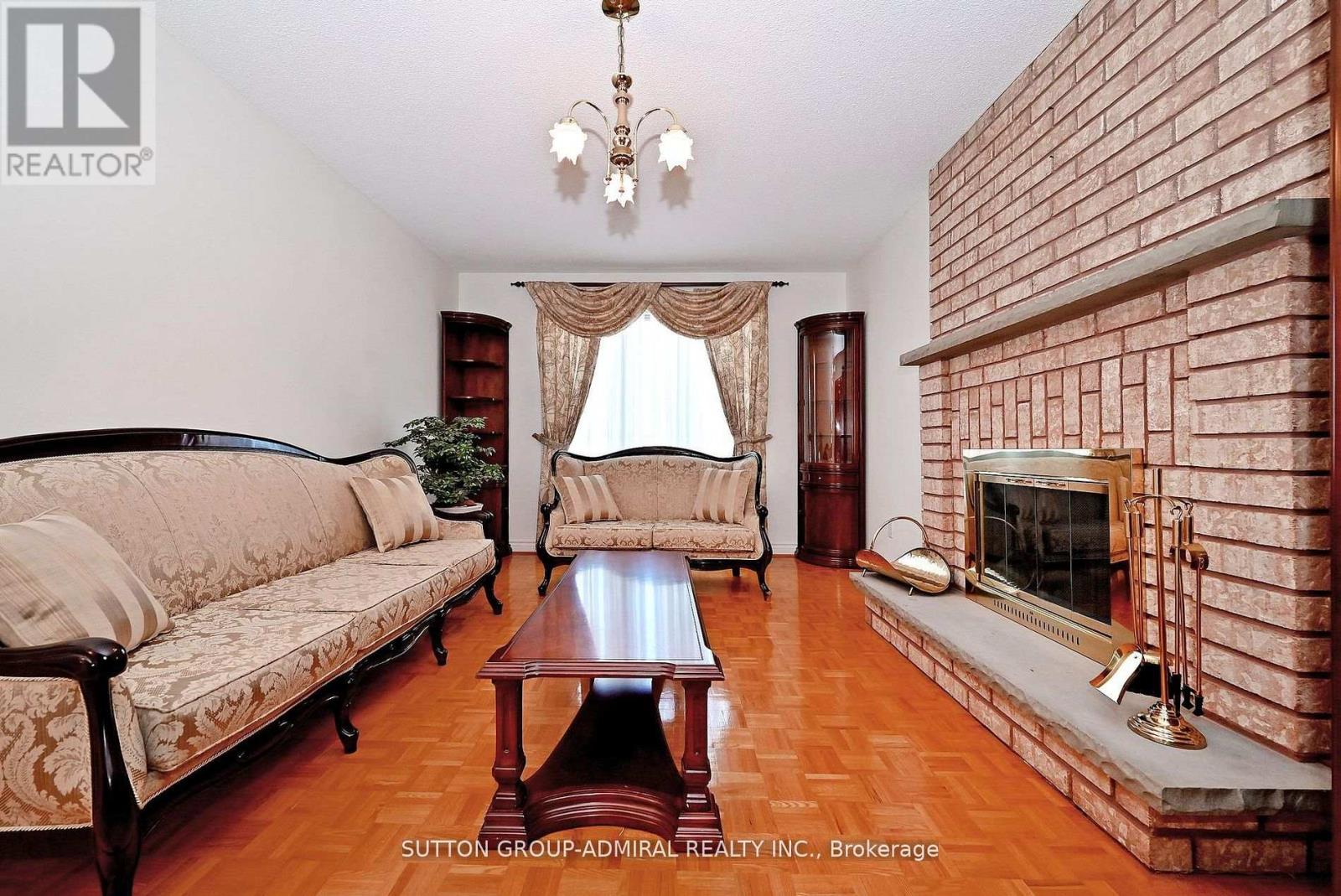 45 Royal Garden Boulevard, Vaughan, Ontario  L4L 7C4 - Photo 21 - N12936806