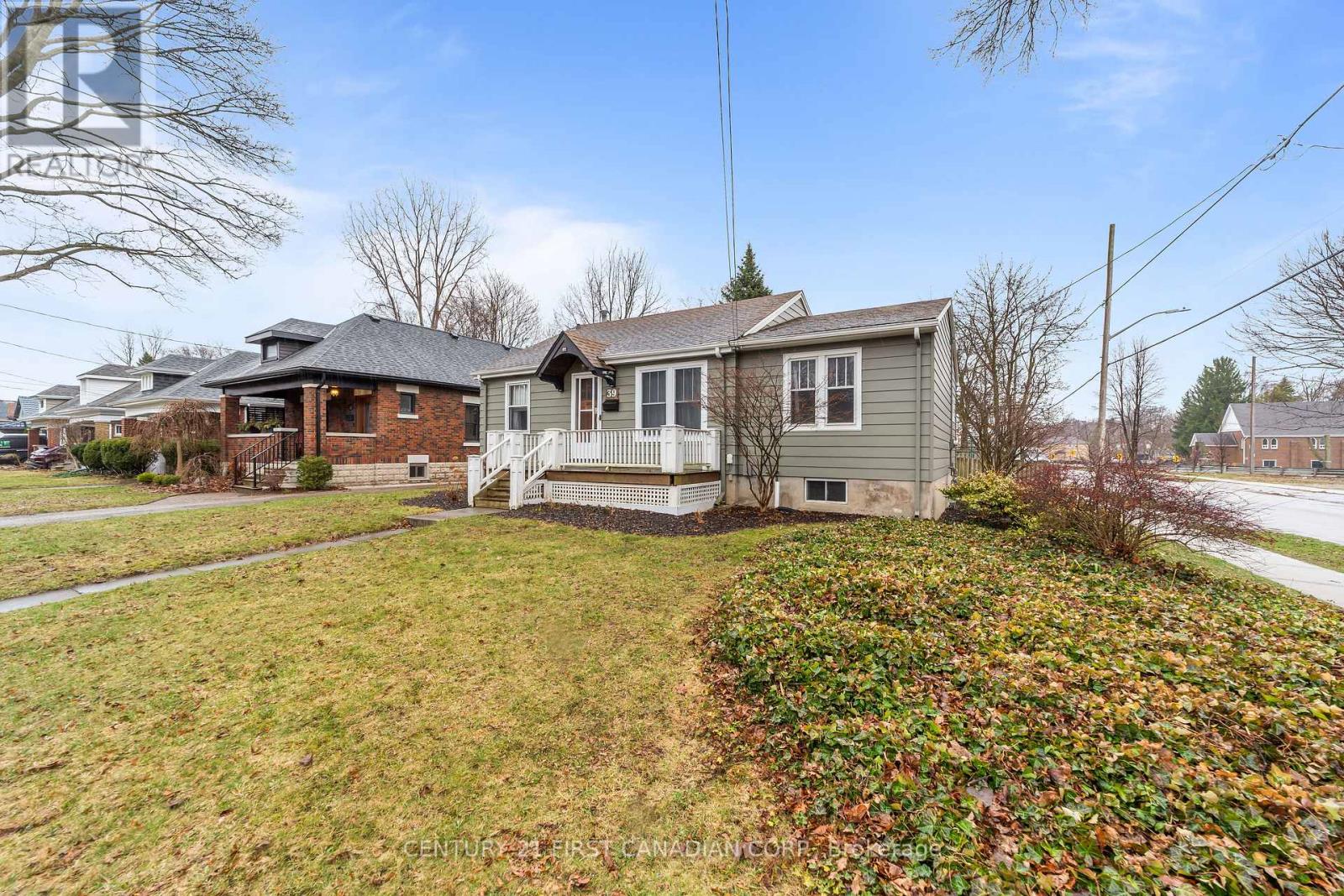 39 Raywood Avenue, London South, Ontario  N6C 1Y6 - Photo 28 - X12959540