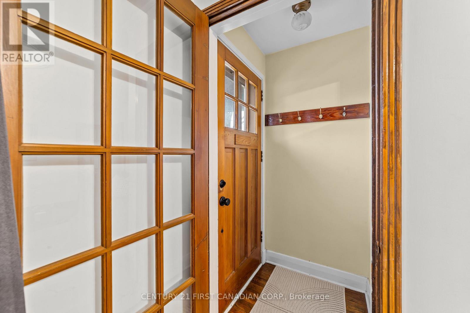 39 Raywood Avenue, London South, Ontario  N6C 1Y6 - Photo 6 - X12959540