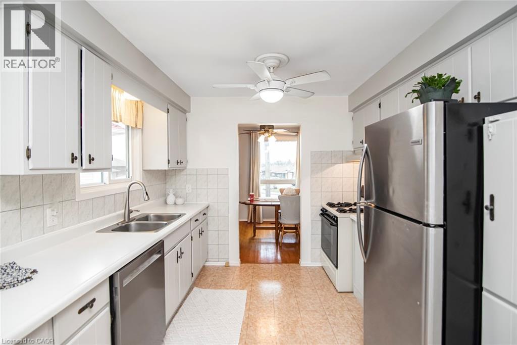 138 Greeningdon Drive, Hamilton, Ontario  L9A 3A9 - Photo 16 - 40817791