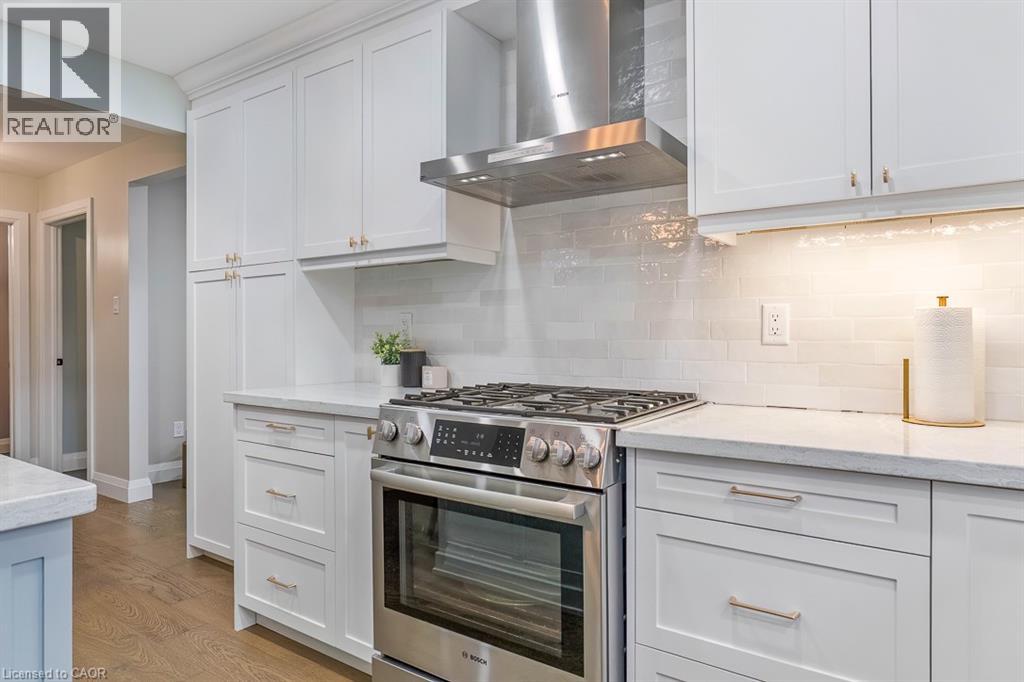 1 Parkway Place, Hamilton, Ontario L9H 6K3 - Photo 17 - 40816665