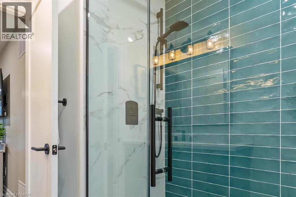 1 Parkway Place, Hamilton, Ontario L9H 6K3 - Photo 26 - 40816665