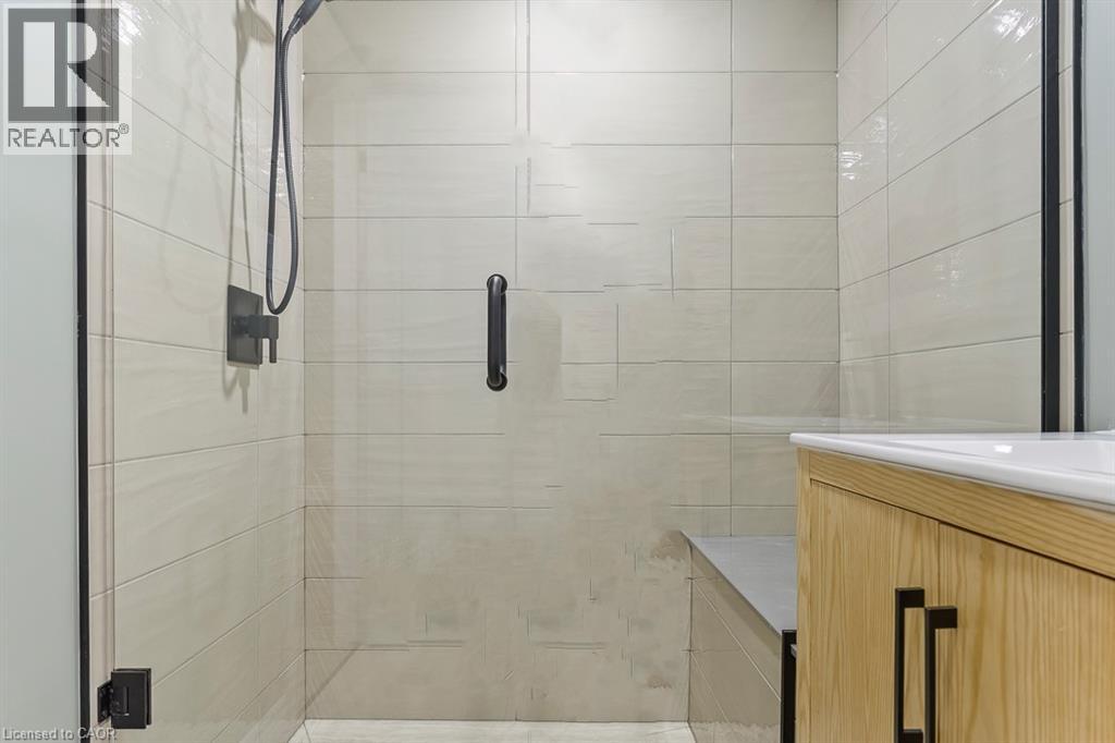 1 Parkway Place, Hamilton, Ontario L9H 6K3 - Photo 42 - 40816665