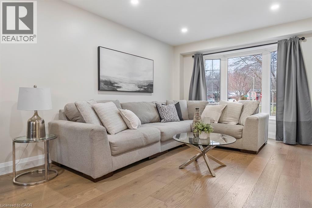 1 Parkway Place, Hamilton, Ontario L9H 6K3 - Photo 5 - 40816665