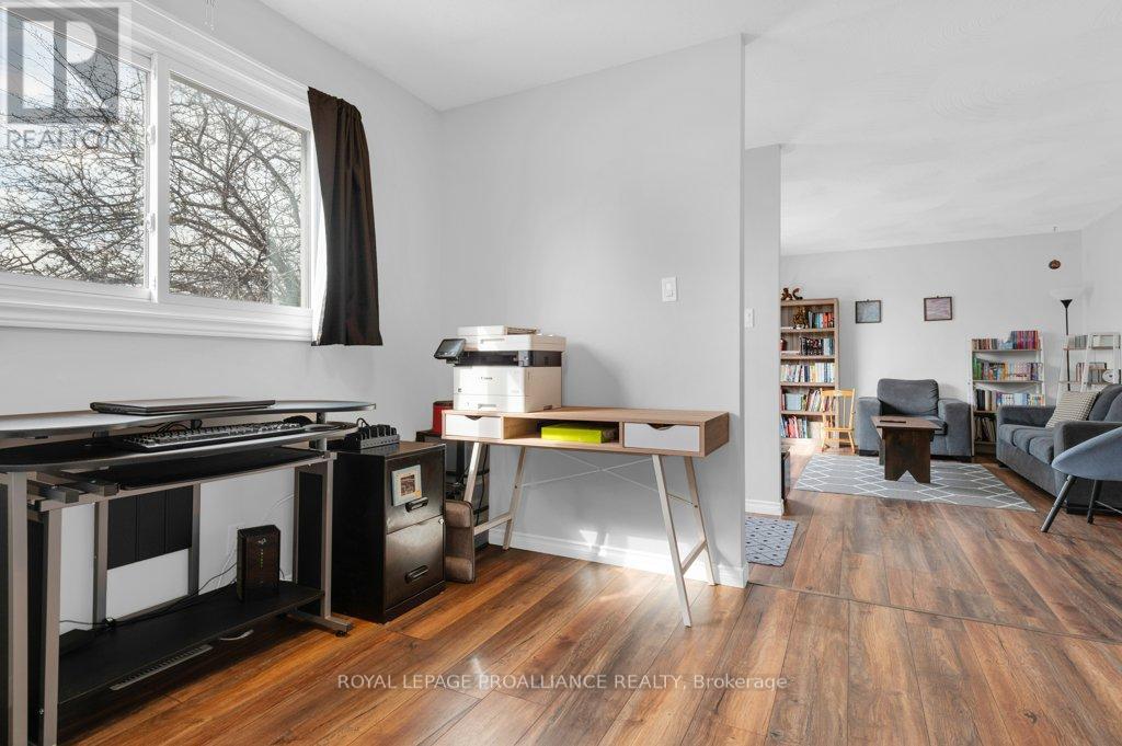 74 Heber Street, Quinte West, Ontario  K8V 1N1 - Photo 16 - X12960302