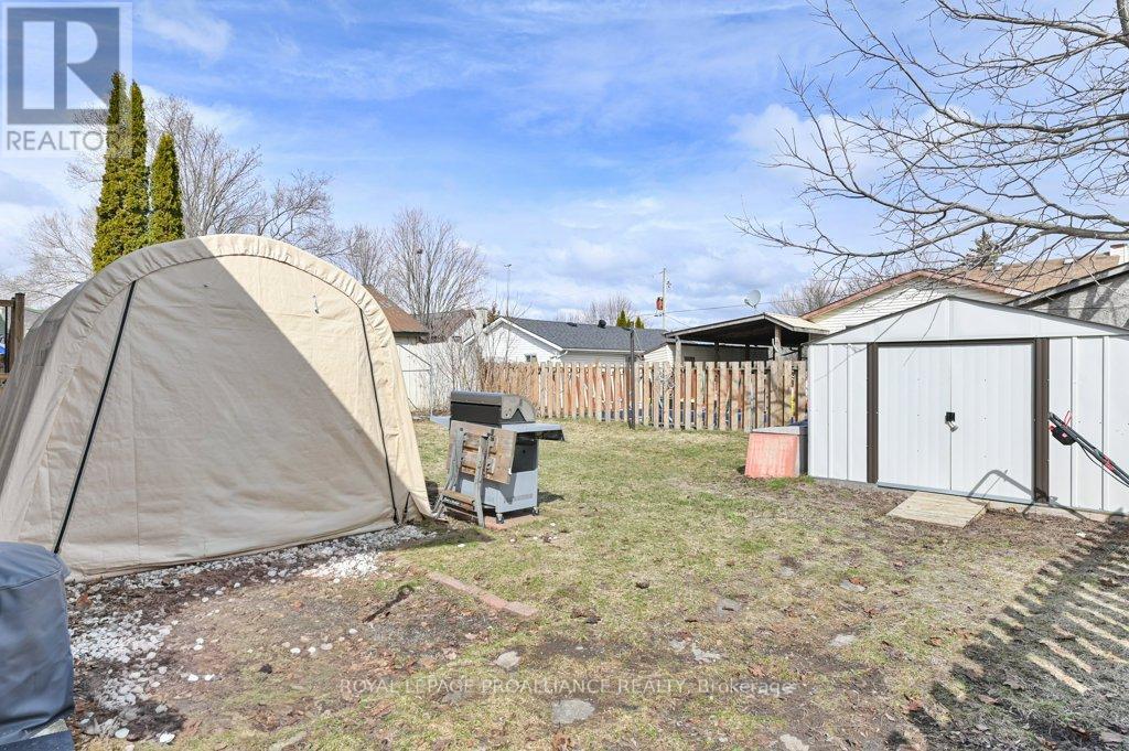 74 Heber Street, Quinte West, Ontario  K8V 1N1 - Photo 31 - X12960302