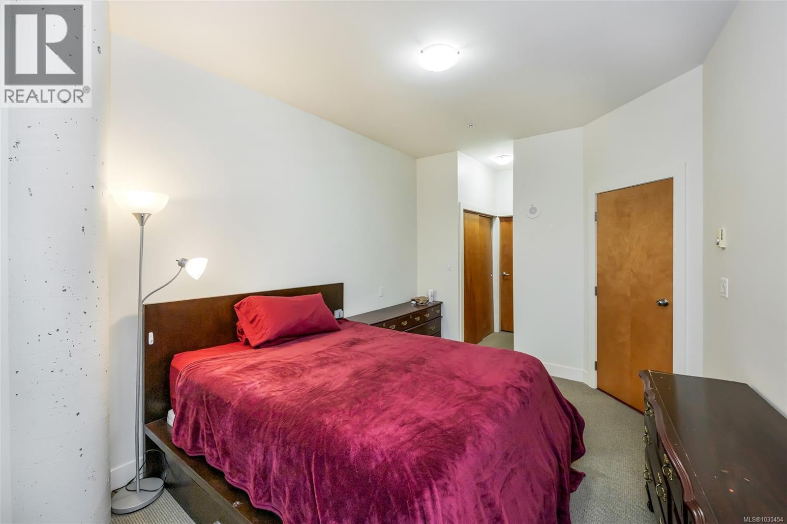 727 2745 Veterans Memorial Pkwy, Langford, British Columbia  V9B 0H4 - Photo 8 - 1030454